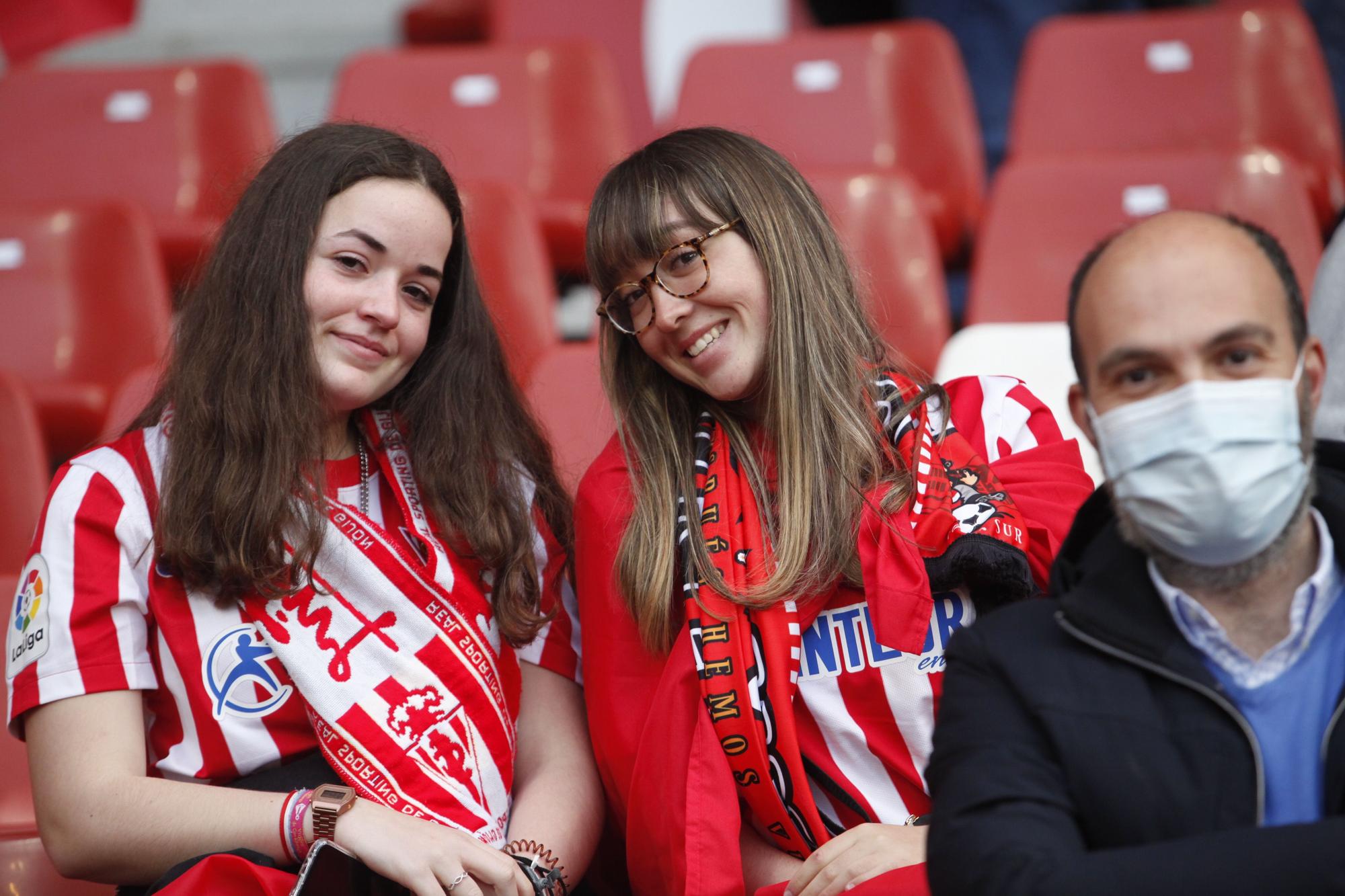 EN IMÁGENES: Así fue el derbi asturiano en El Molinón