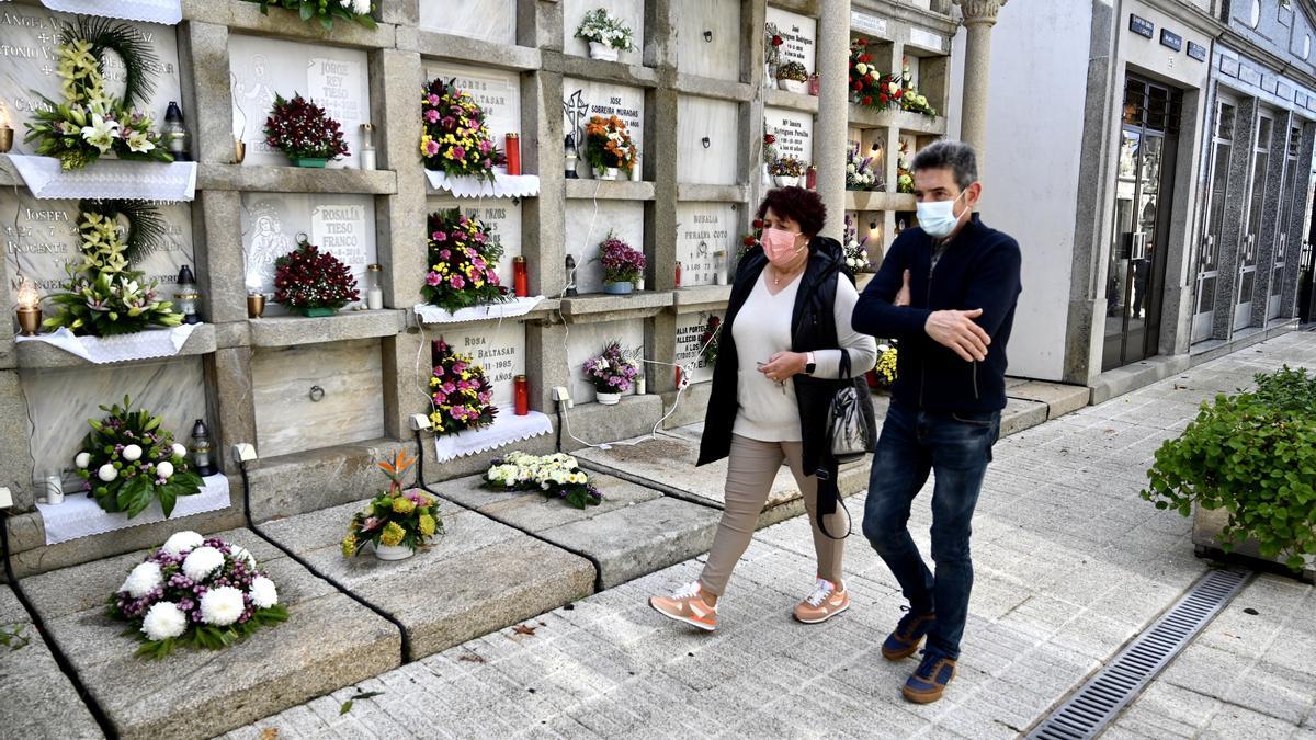 Todos los Santos 2021: Pontevedra honra a sus muertos
