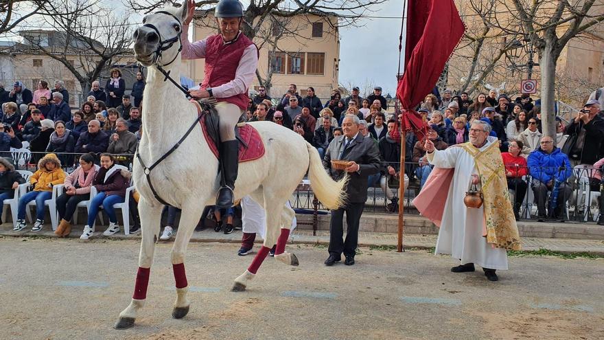 Sant Antoni 2023: Muro invoca a Sant Antoni en sus ‘beneïdes’ para salvar Capellans