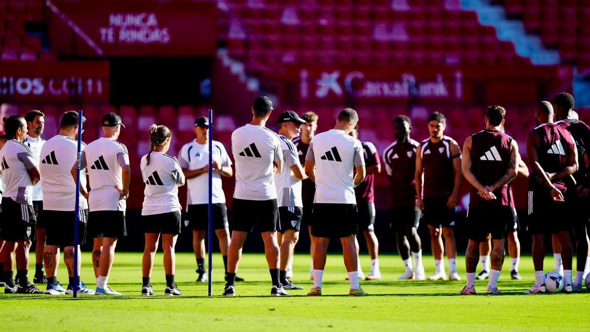 New Sevilla FC Signings Stassin, Correia, and Fofana Set for Espanyol Debut
