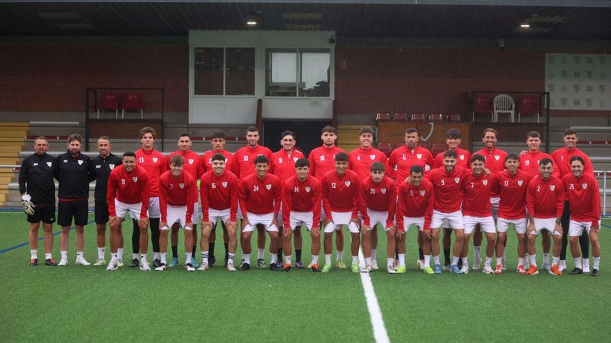 Los equipos coruñeses en Tercera RFEF: Un Arteixo pegado a la pelota y a la base