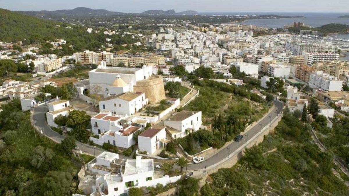 Vista aérea de Santa Eulària. Vista aérea de Santa Eulària.