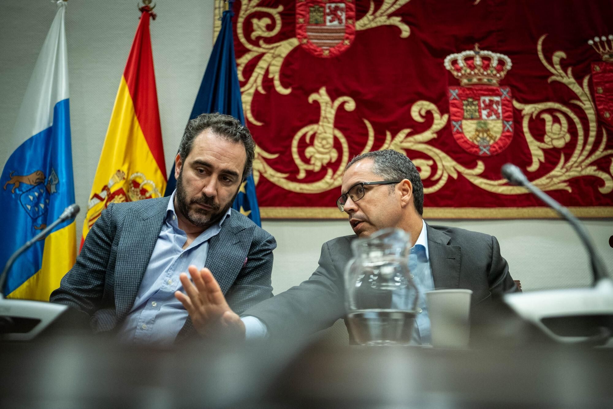 Aldama acude a la comisión de investigación del 'caso Mascarillas' en el Parlamento de Canarias