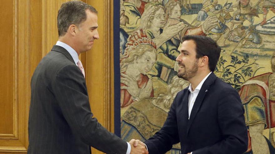 Garzón traslada a Felipe VI la posición de IU ante la situación política actual