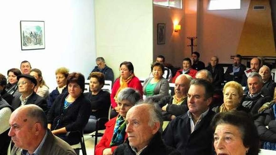 Una asamblea de los comuneros de San Lorenzo de Nogueira.