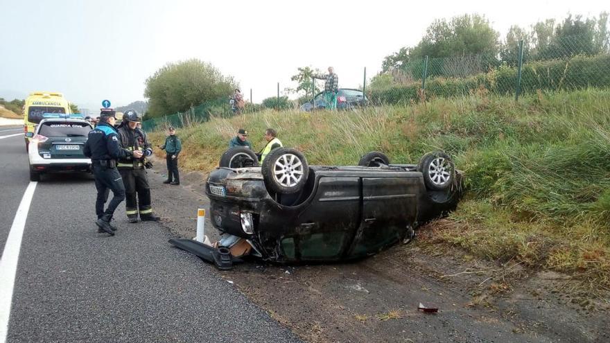 Accidentes de esta mañana en Sabarís. // FdV