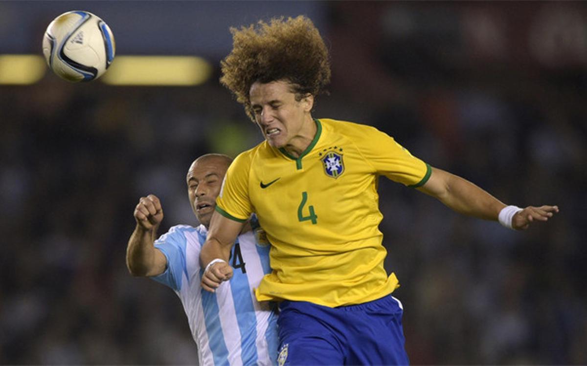 David Luiz, expulsado ante Argentina, no podía jugar contra Perú y ha regresado este domingo a París