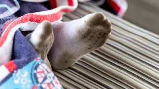 El método para eliminar todas las manchas negras de los calcetines