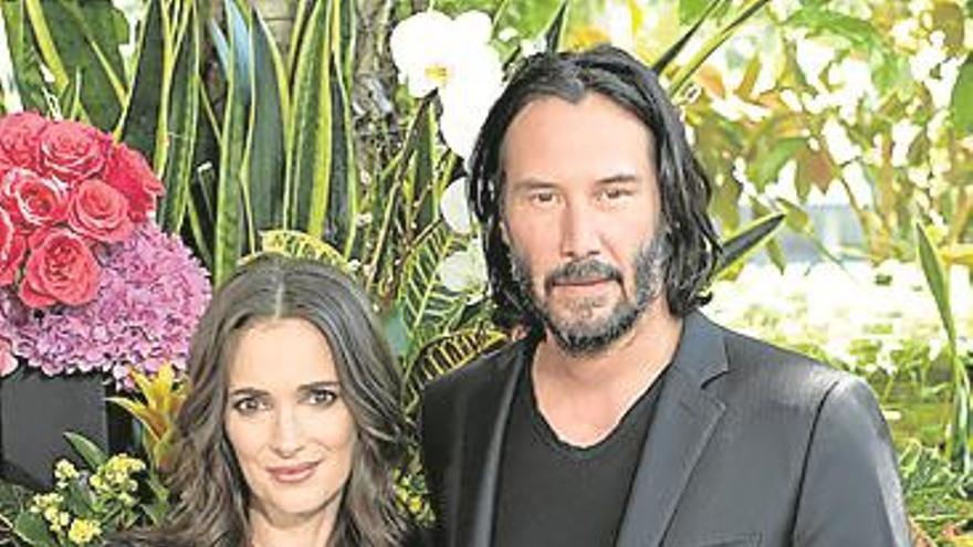 Winona y Keanu Reeves llevarían 25 años casados