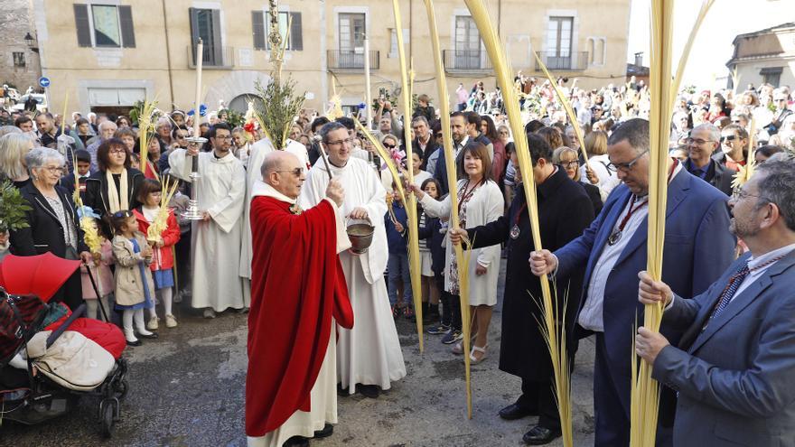 El diumenge de Rams congrega centenars de fidels a la catedral