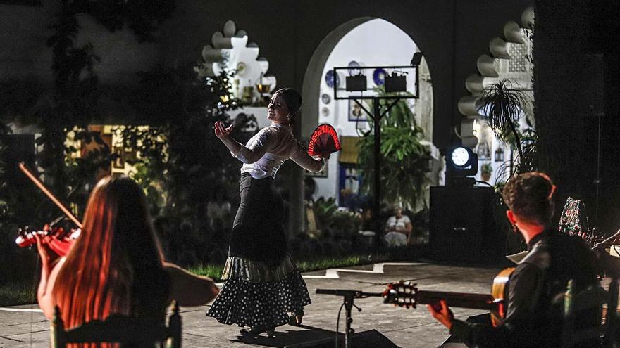 Volver: Cien años de patios de Córdoba