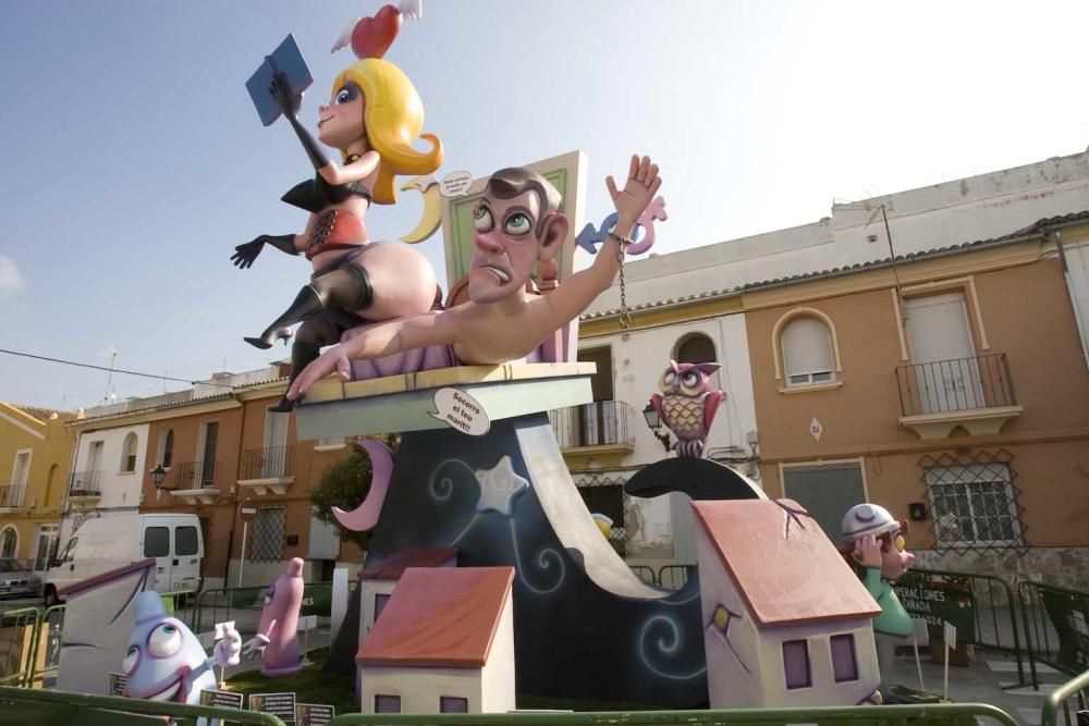 Falla Avinguda de Selgas i Planas de Tovar. PERALES IBORRA