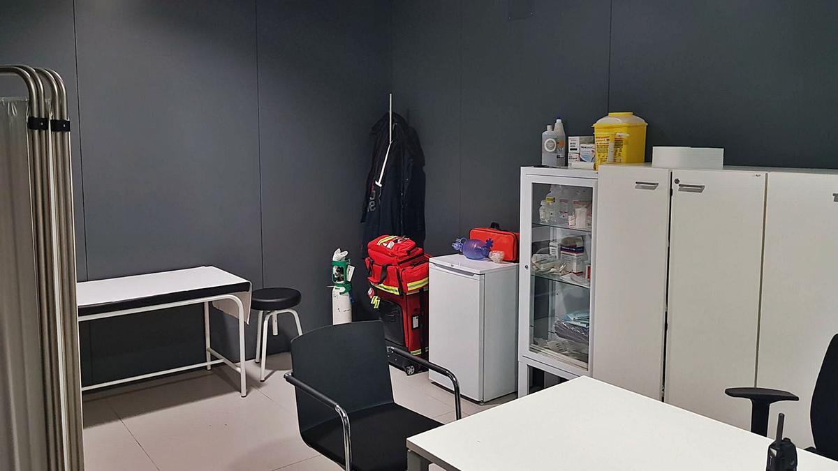 Sala médica dentro del Aeropuerto Internacional de la Región de Murcia cuando el servicio estaba en vigor  | L.O.