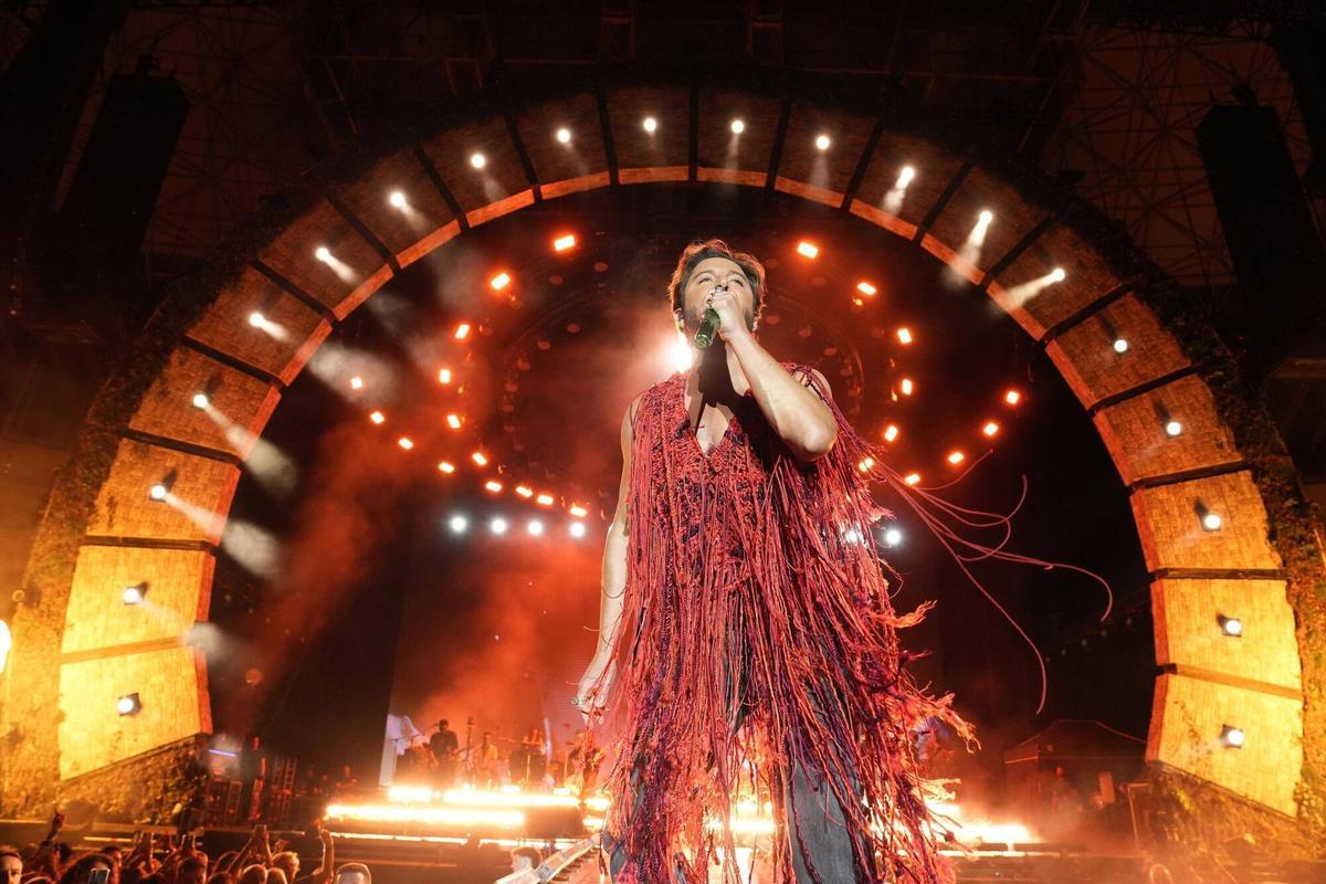 Manuel Carrasco toca en el Palau Sant Jordi dentro de su gira Salvaje