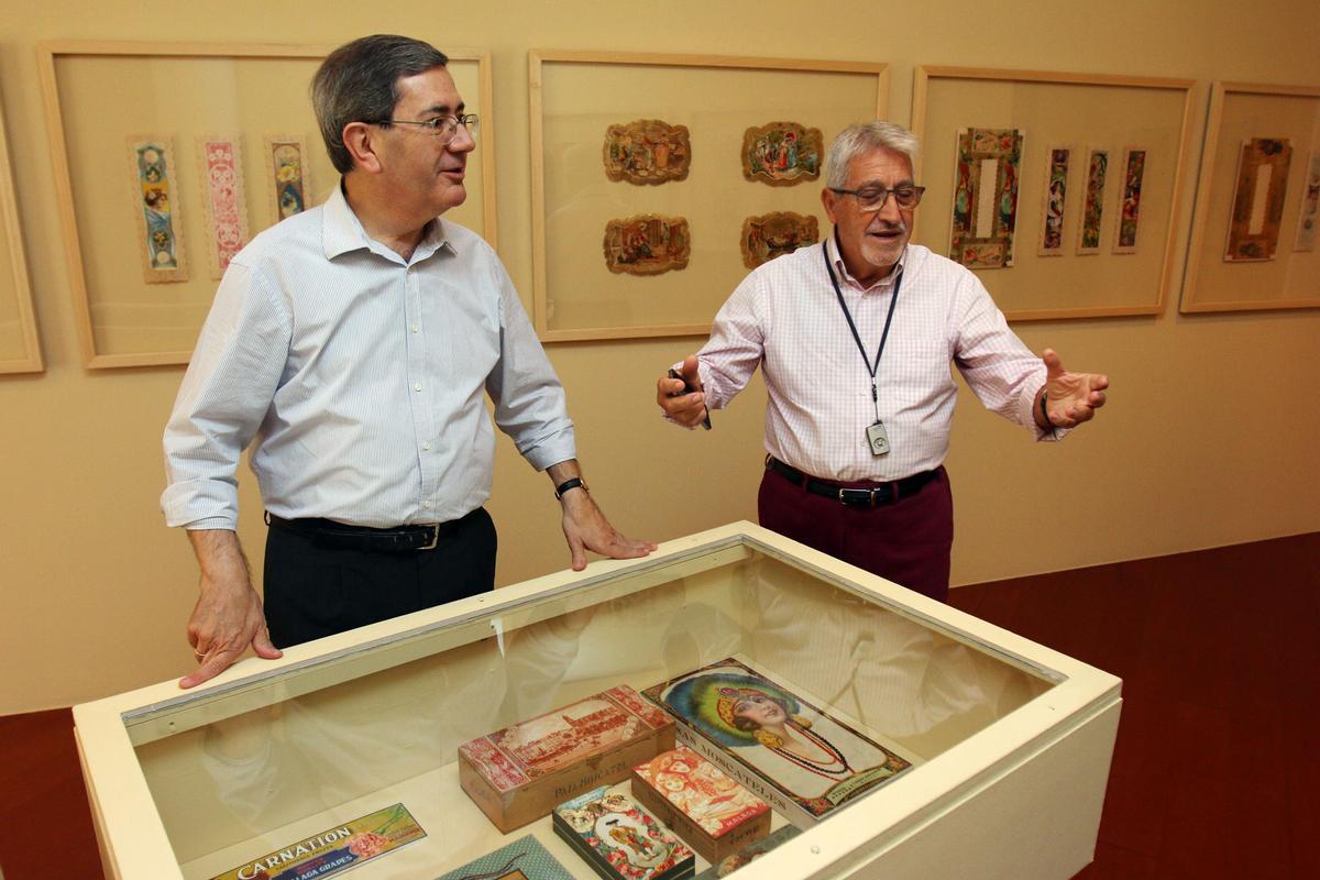 Con Elías de Mateo, en la exposición sobre las pasas de Málaga, en 2017.