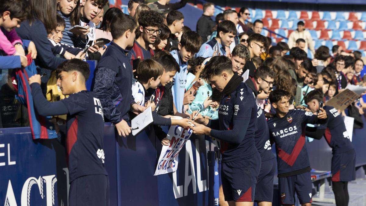 Por un 2025 con el Levante UD en Primera División