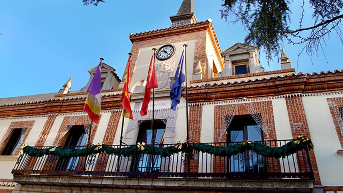 Fachada del Ayuntamiento de Las Rozas.