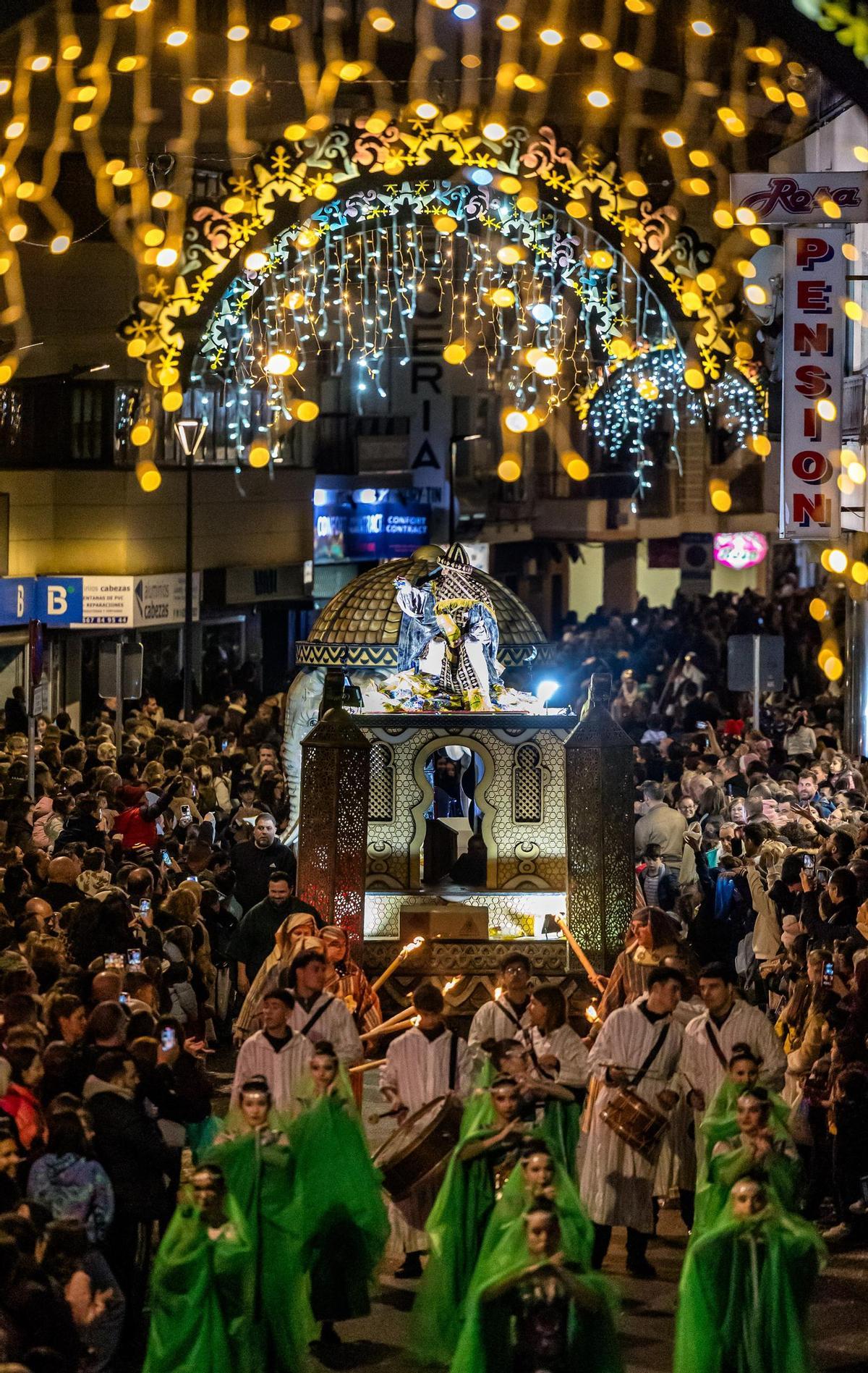 Benidorm celebra la Cabalgata de los Reyes Magos