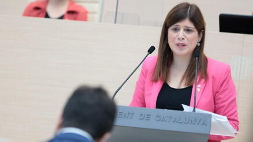 La portaveu de JxCat al Parlament, Gemma Geis, al ple d&#039;investidura del 30 de març de 2021