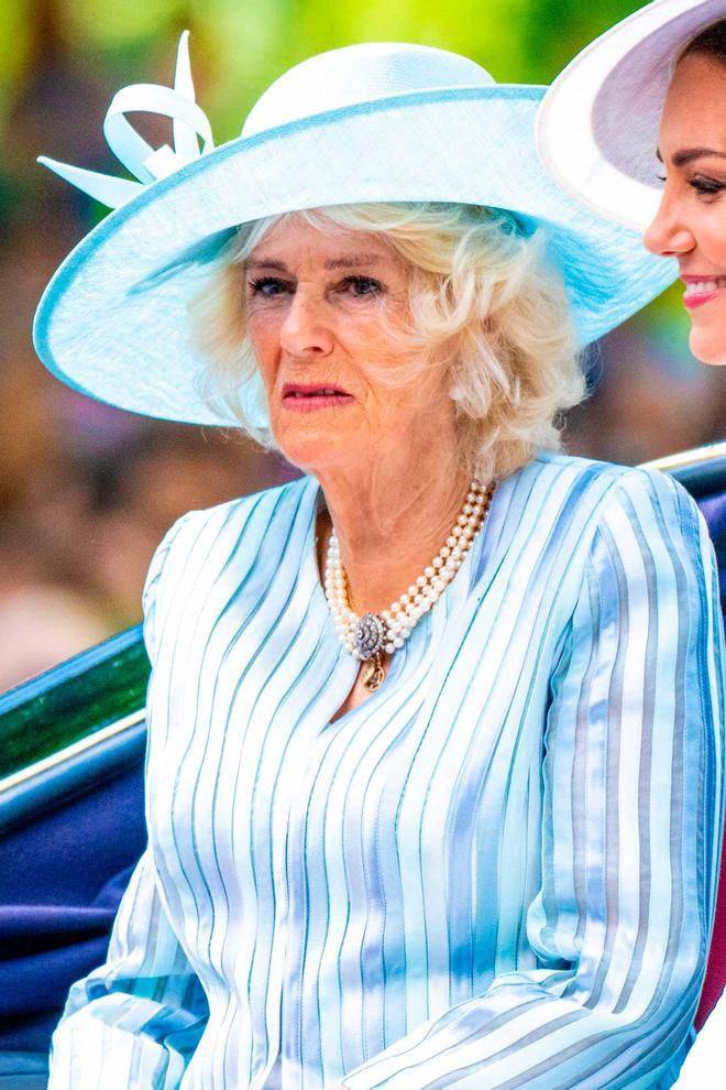 El look de Camilla Parker Bowles en el Jubileo de Platino de la reina Isabel II