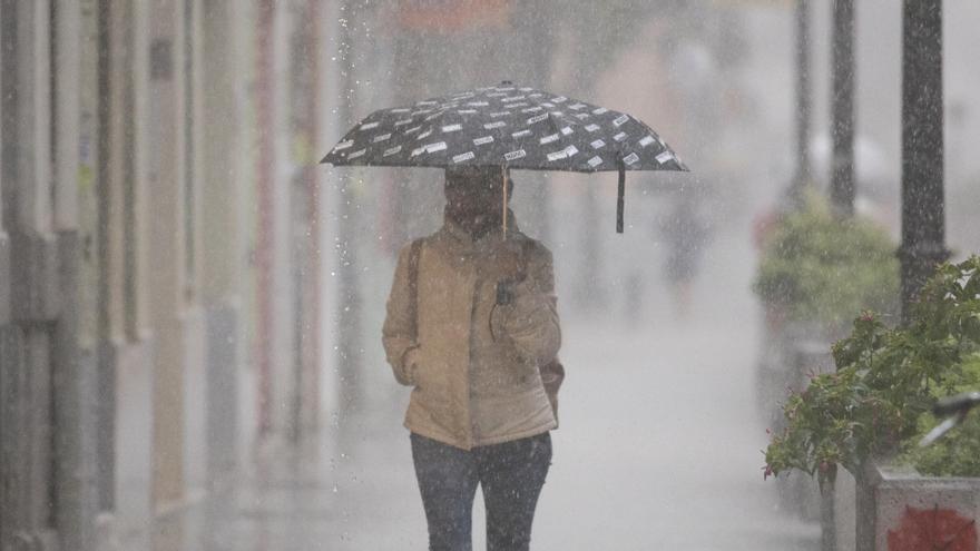 La Bestia del Este llega con frío y lluvias a València