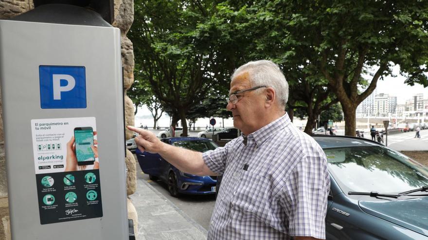 Los coches sin etiqueta ambiental regresan a la ORA de Gijón: &quot;Es el fin a la discriminación&quot;