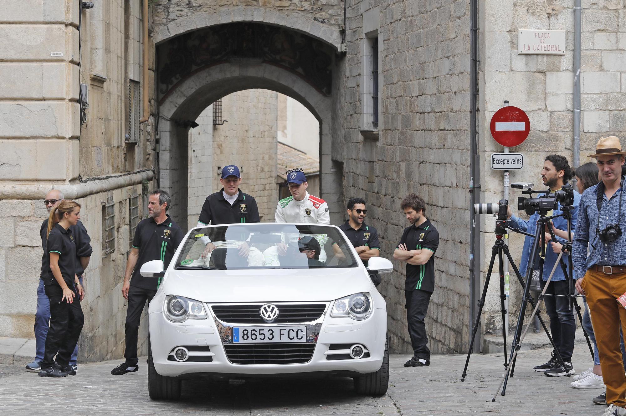 Lamborghini roda un anunci al Barri Vell de Girona