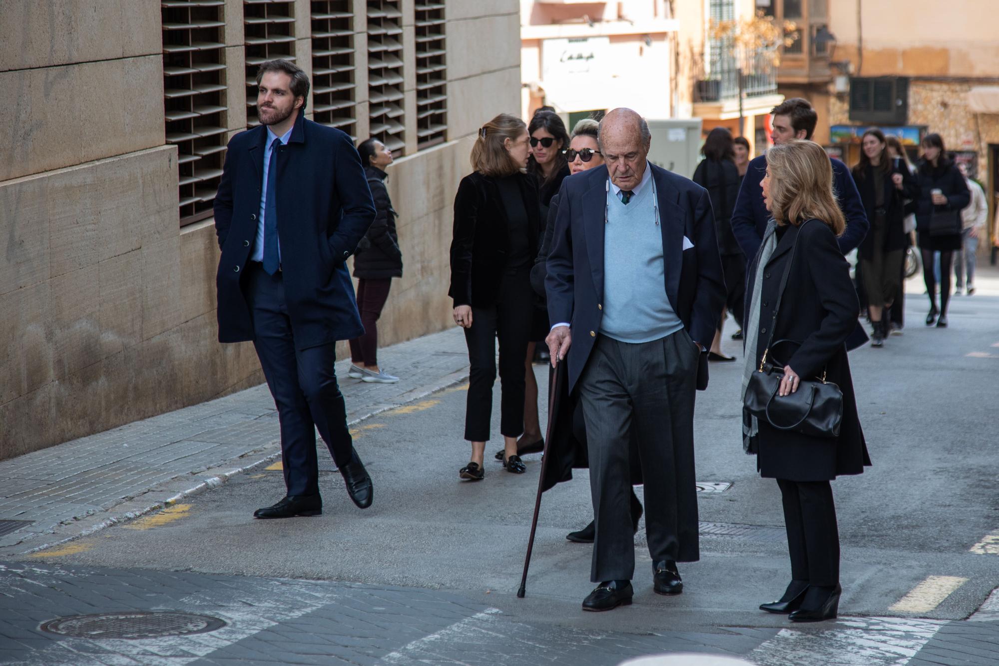 Funeral por Cristina Macaya en Palma