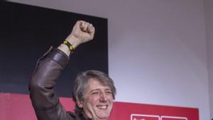 El PSOE trenca la ratxa negativa, es menja l’esquerra  i puja dos escons