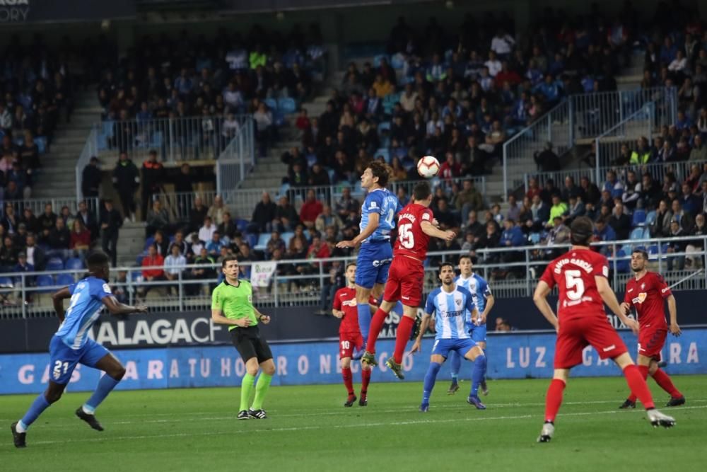 El Málaga se adelantó, perdonó y desapareció en una segunda mitad donde vio como el Osasuna remontaba para llevarse el choque