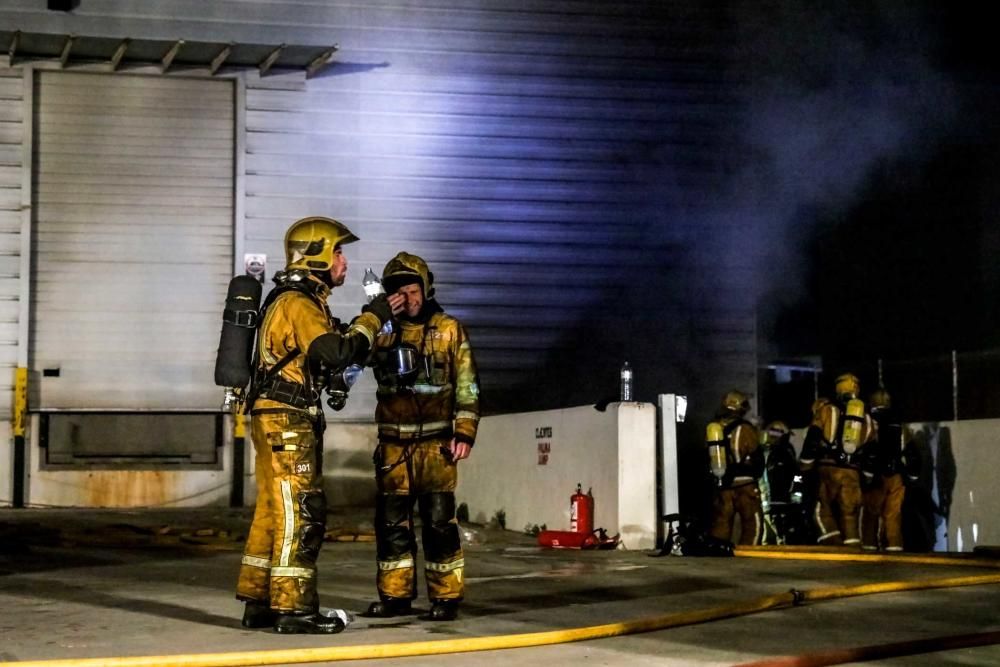 Incendio en el Polígono de Can Valero