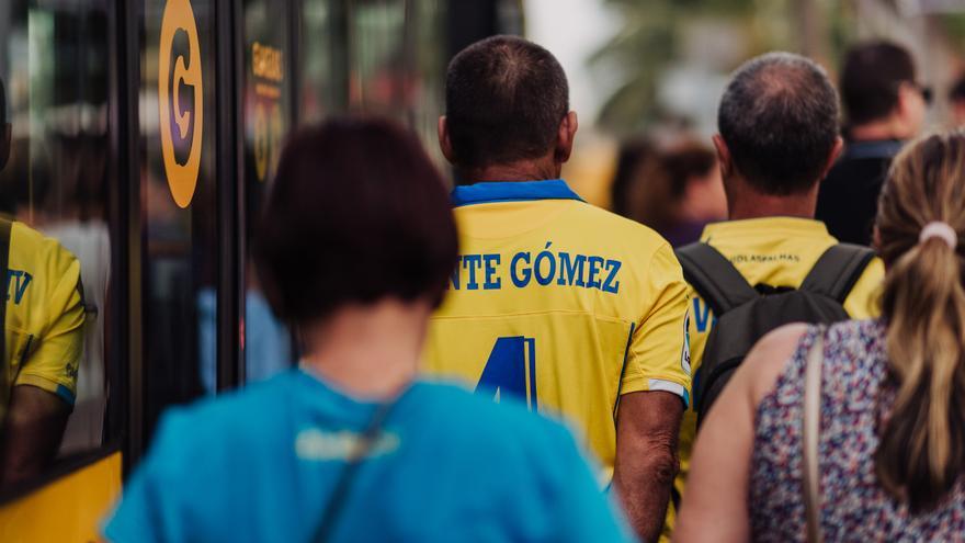 Guaguas Municipales refuerza su servicio para llevarte al derbi UD-Tenerife del sábado