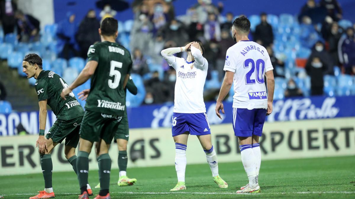 Borja Sainz se lamenta tras una ocasión durante el partido del pasado lunes ante el Leganés disputado en La Romareda.