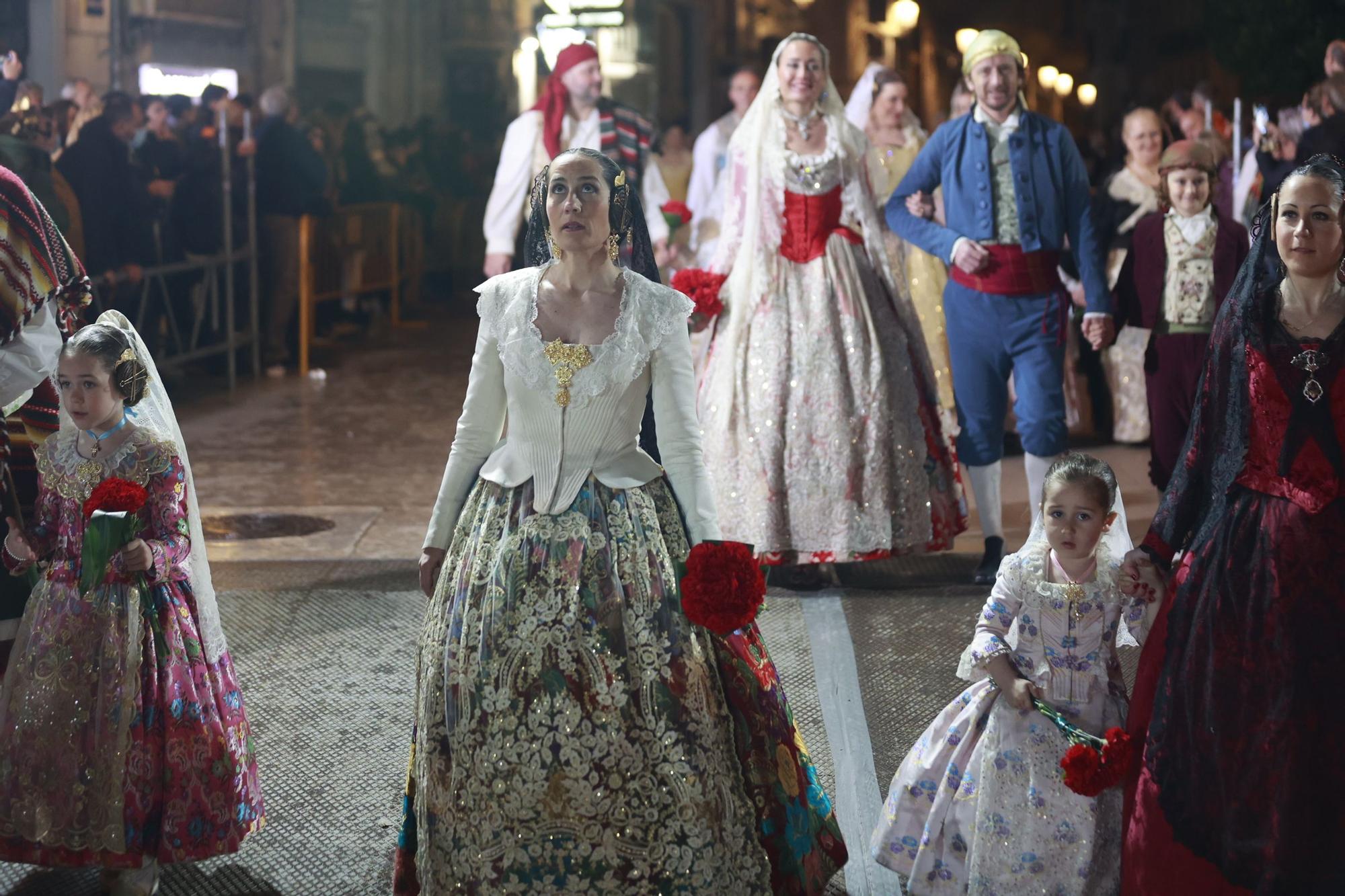 Búscate en la Ofrenda por la calle Quart (entre 23.00 y 24.00 horas)