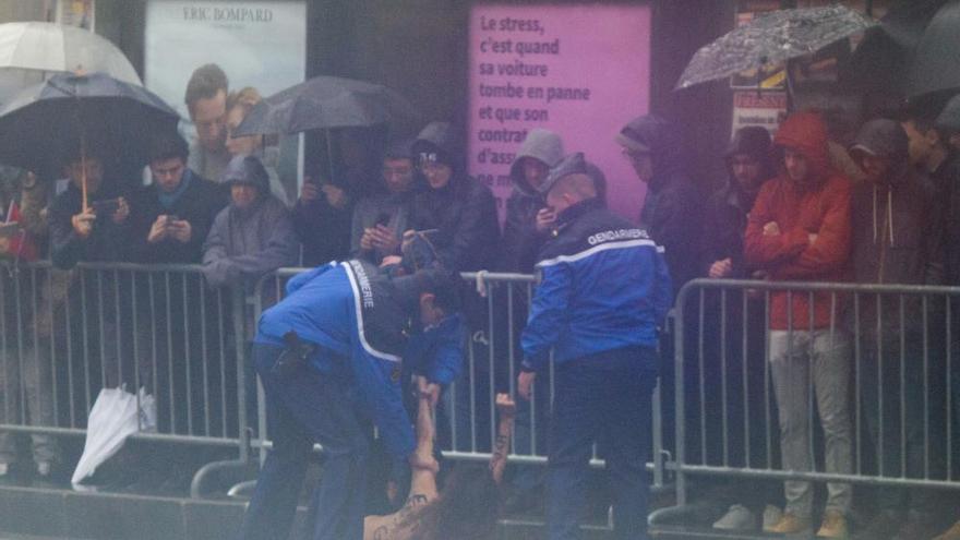 Protesta de Femen en la conmemoración del fin de la I Guerra Mundial en París