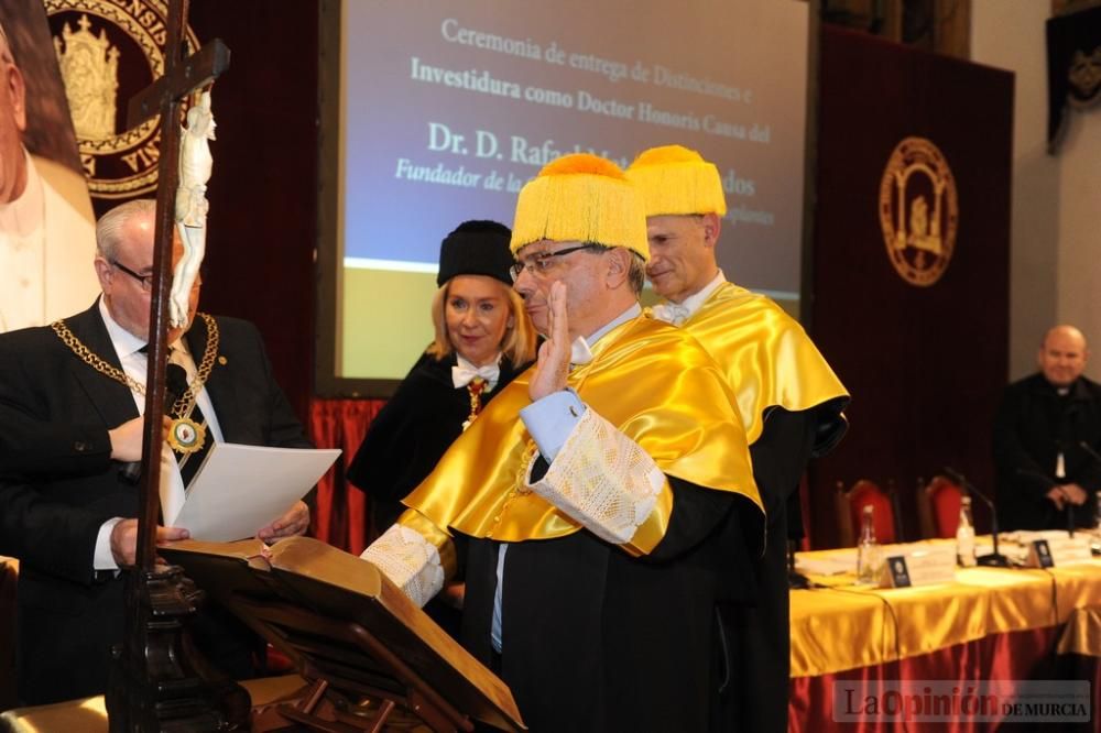 El fundador de la Organización Nacional de Trasplantes, Rafael Matesanz, es investido doctor Honoris Causa por la UCAM