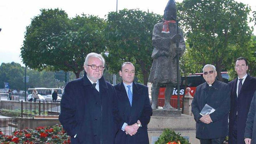 Homenaje a los murcianos nazarenos