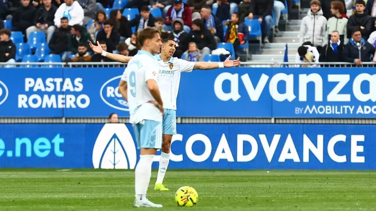 El Real Zaragoza cae ante el Burgos y ya roza Primera Federación (0-1)