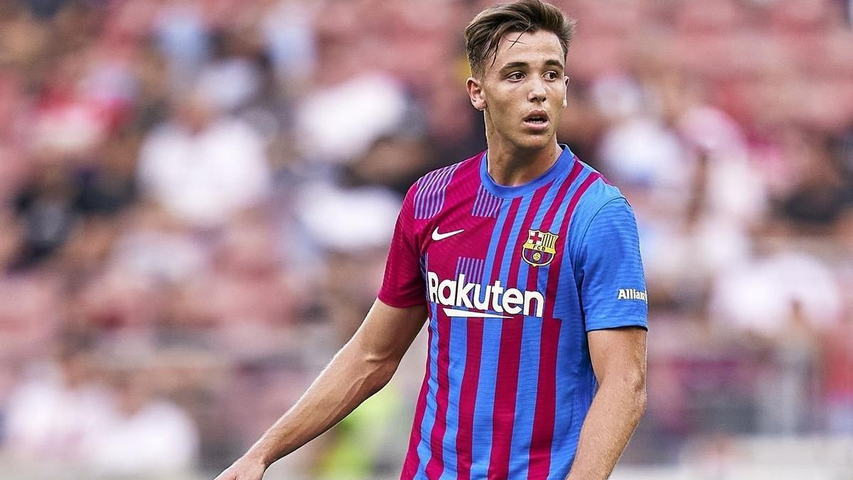 Nico González en un partido del Barça