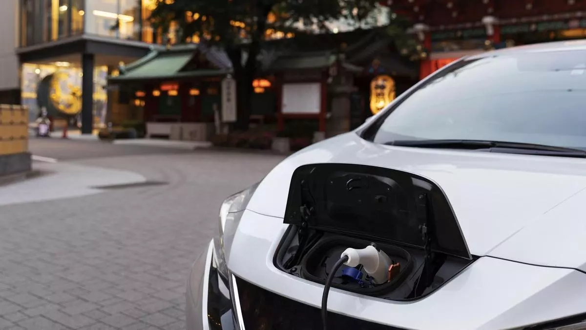 Esto es lo que debes hacer para evitar un incendio en tu coche eléctrico