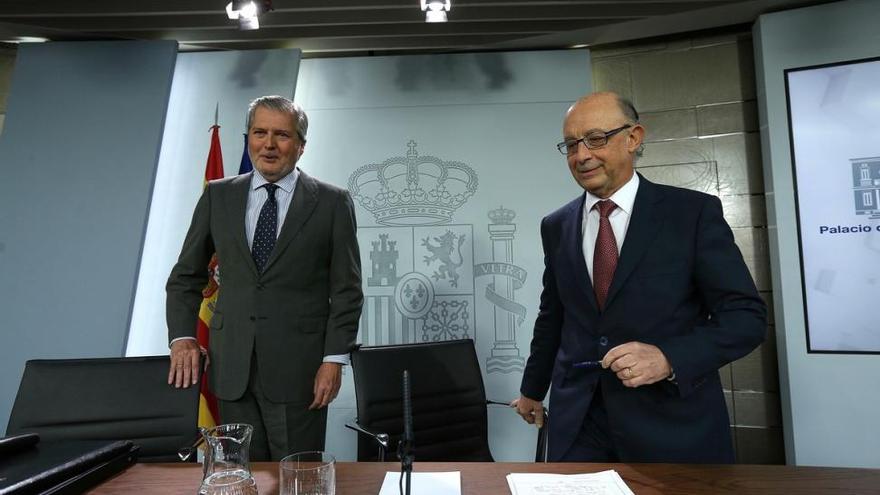 El Gobierno tacha de &quot;sarcasmo&quot; que Cataluña pida &quot;diálogo&quot; tras las &quot;desobediencias&quot;