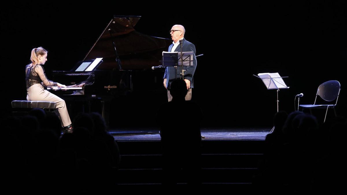 EN IMÁGENES: Joaquín Pixán inaugura los actos del 25.º aniversario del Llar de Las Vegas