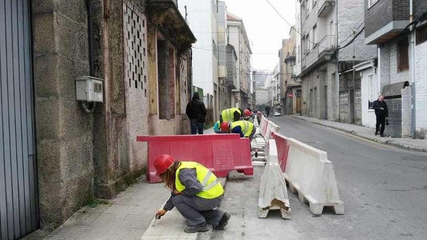 Últimos detalles en la rúa Carreira. // FdV