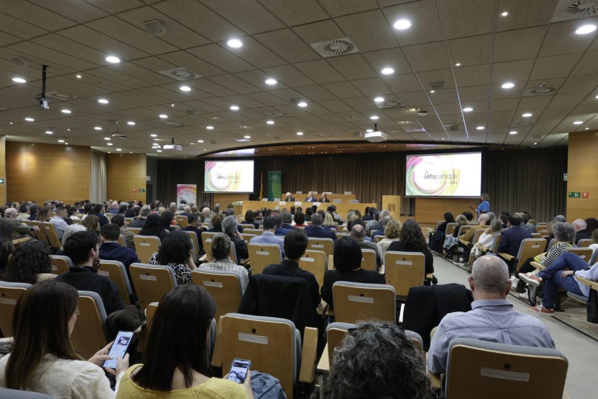 Acte de reconeixement a ajuntaments i consells del 2025