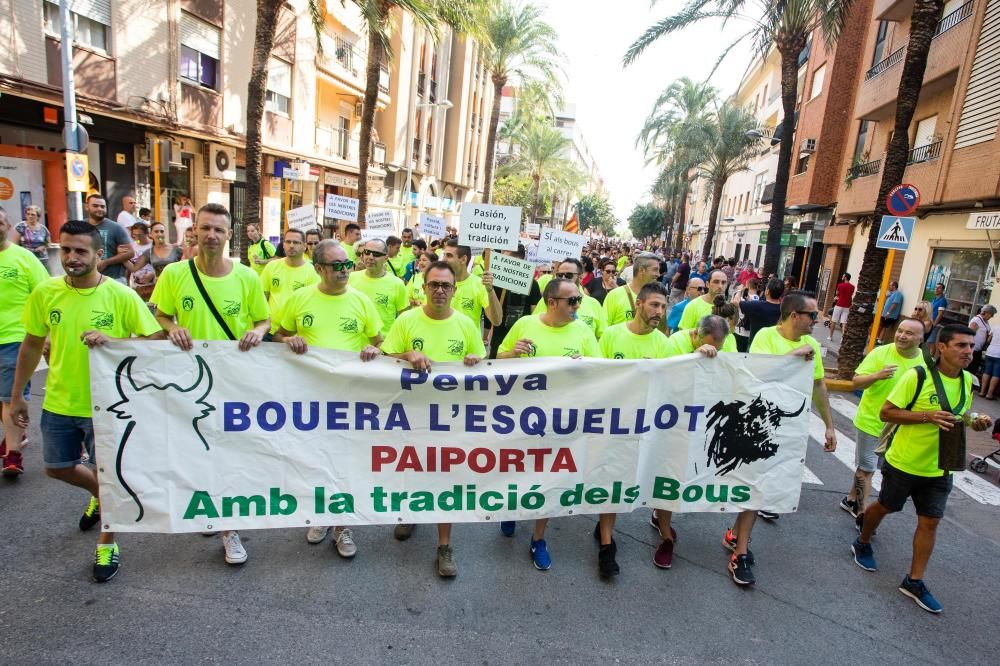 Protesta a favor de los bous en Paiporta