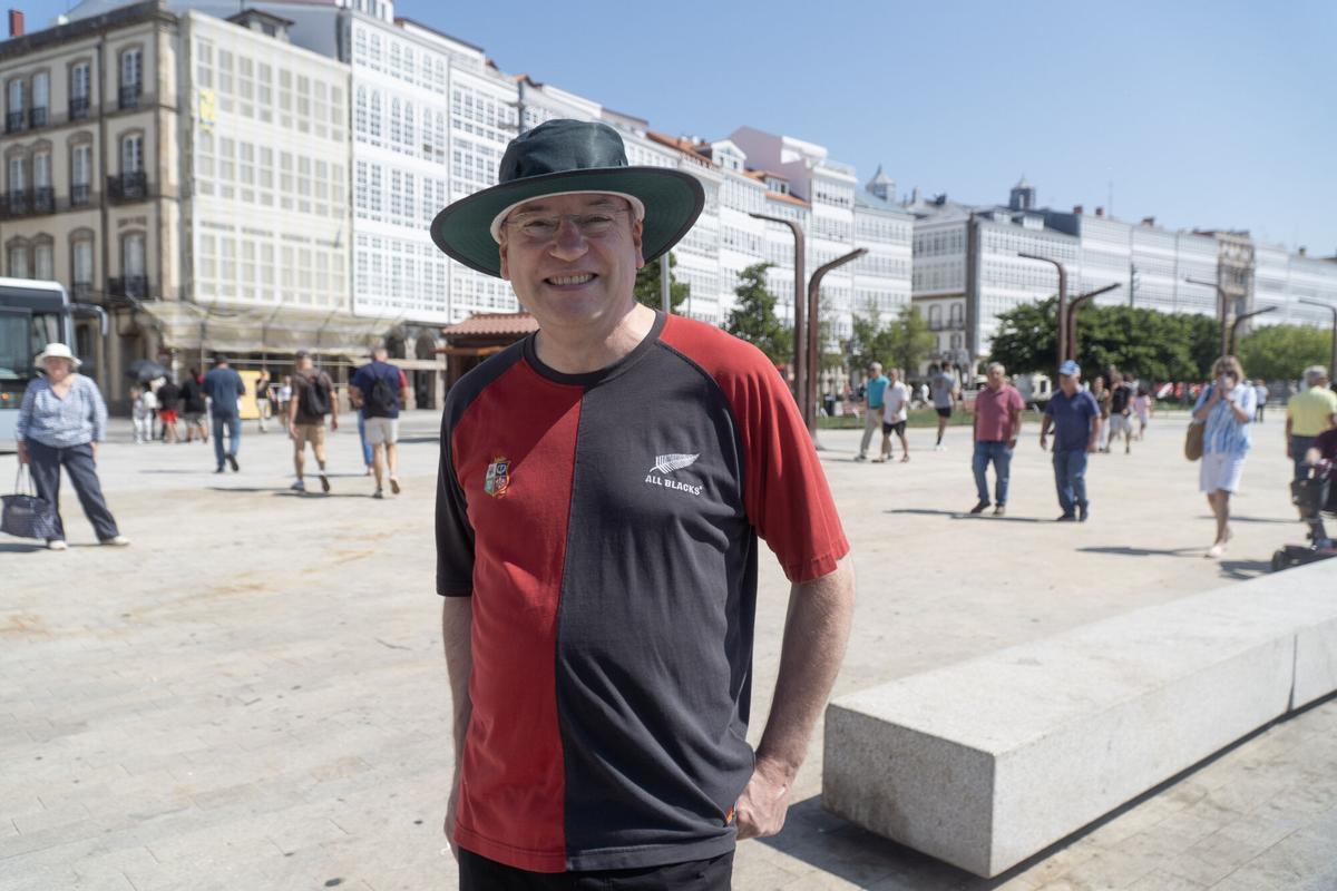 Turistas en A Coruña durante el eclipse