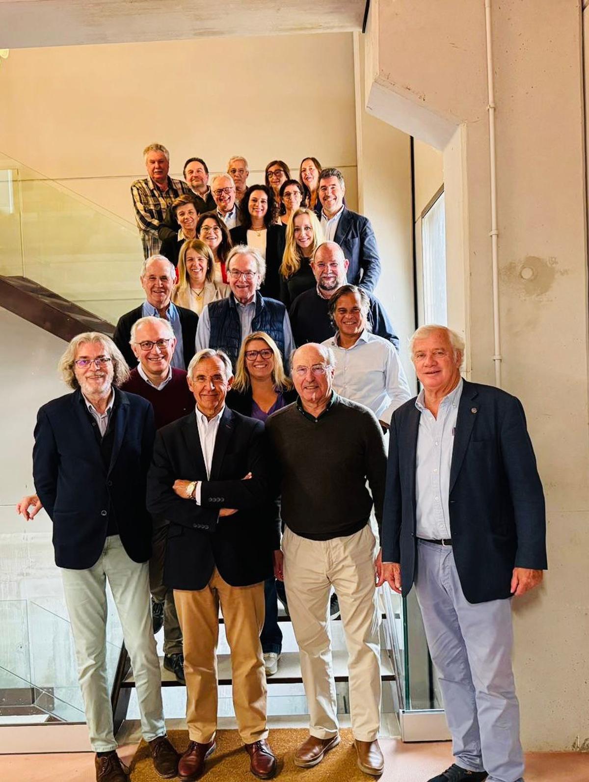 Los miembros de la nueva Academia de Cocina, del vino y de la gastronomía de las Islas Baleares