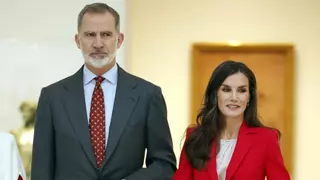 Así consigue la reina Letizia una melena brillante: su tratamiento secreto sale a la luz