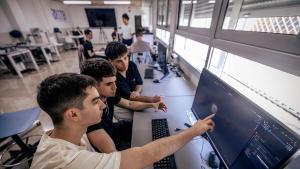 Alumnado del Institut Tecnològic de Barcelona, un centro de FP, el pasado jueves.