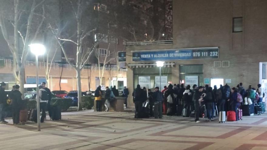 Vivir rodeado de turistas en Zaragoza: &quot;Así es imposible, te crea mucho estrés&quot;